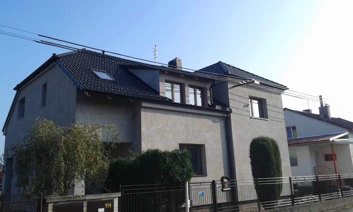 Rekonstrukce střechy - Valy